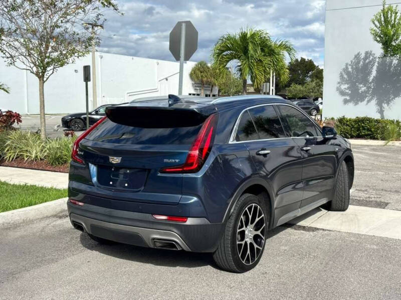 2019 Cadillac XT4 Premium Luxury