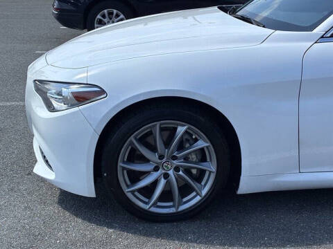 2019 Alfa Romeo Giulia Sport