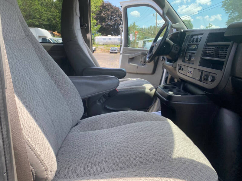 2020 Chevrolet Express LS 3500