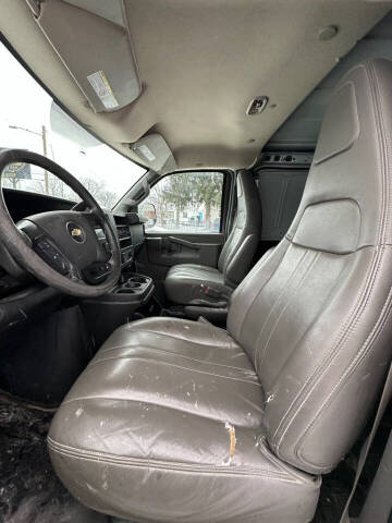 2016 Chevrolet Express 2500