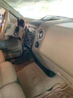 2005 FORD F-150 Pickup - $5,950