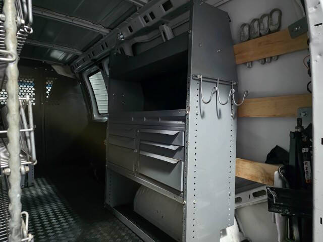 2021 Chevrolet Express 2500