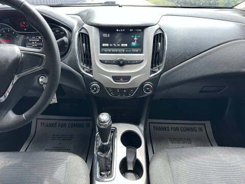 2018 Chevrolet Cruze LS Auto