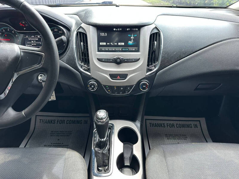 2018 Chevrolet Cruze LS Auto