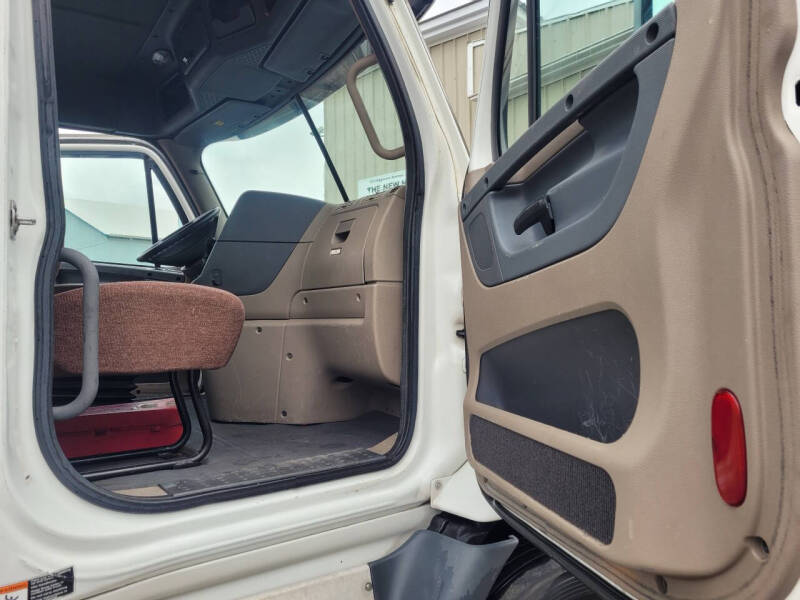 2015 Freightliner Cascadia