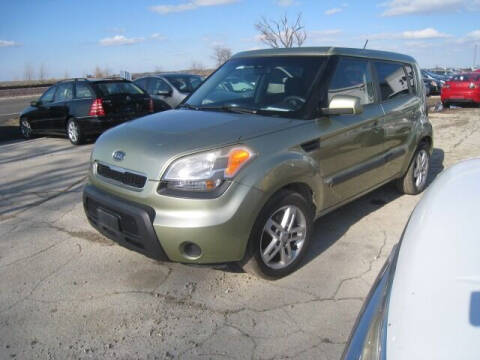 2011 Kia Soul +