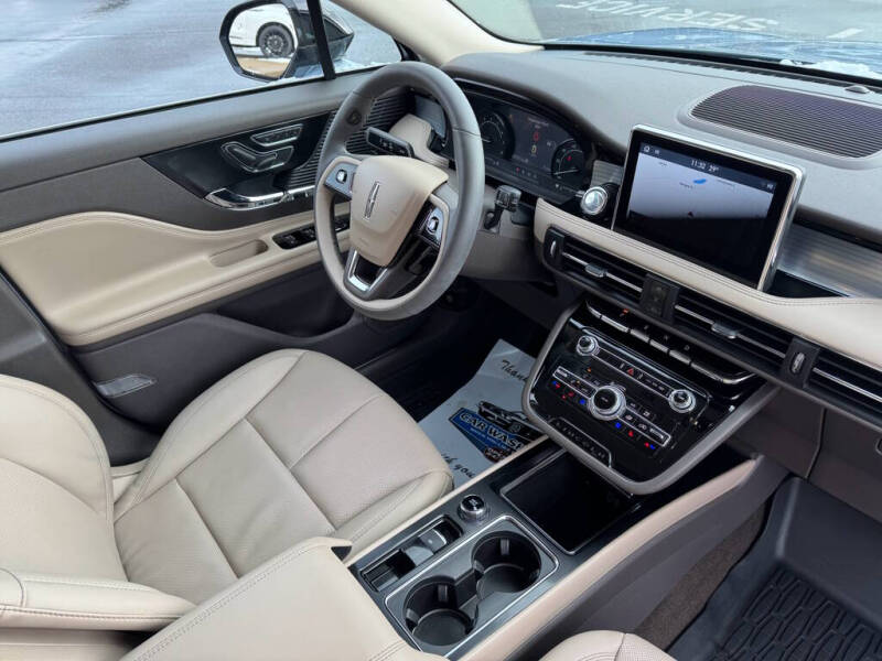 2022 Lincoln Corsair Standard