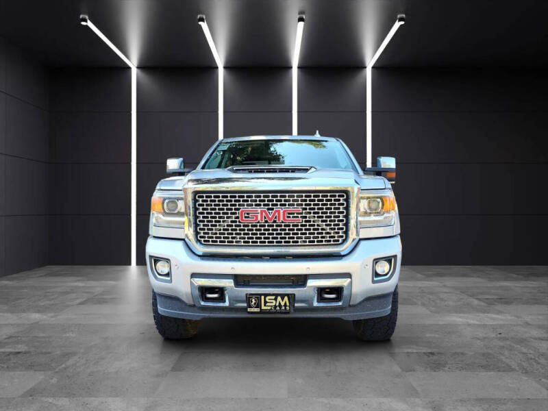 2017 GMC Sierra 2500HD Denali