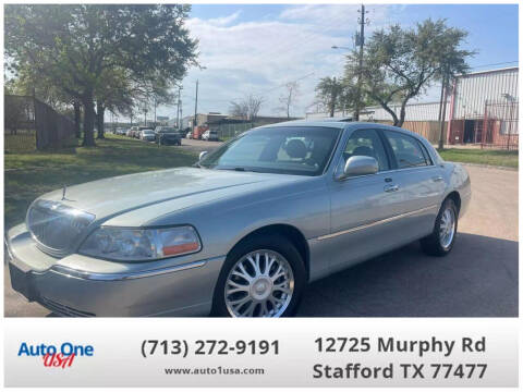 2007 Lincoln Town Car for sale at Auto One USA in Stafford TX