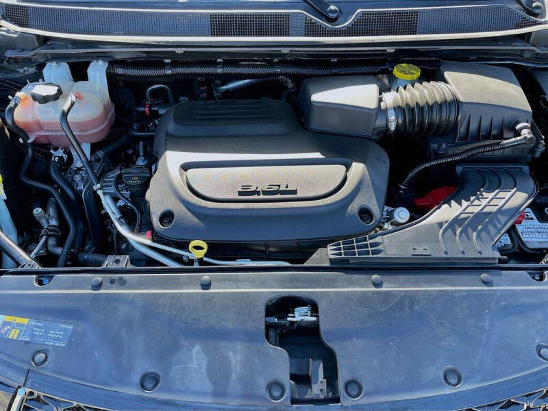 2023 Chrysler Pacifica Touring
