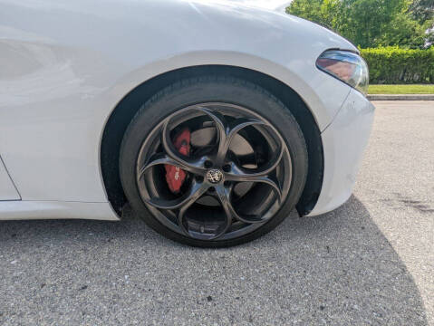 2019 Alfa Romeo Giulia Sport