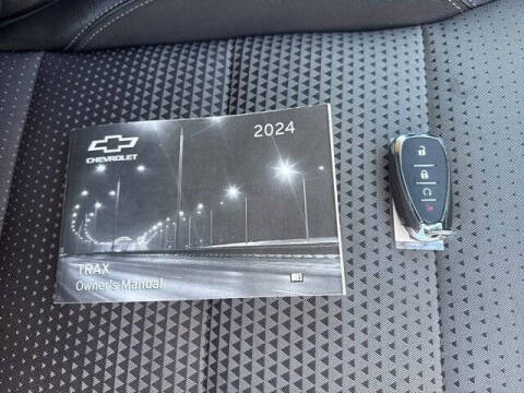 2024 Chevrolet Trax LT