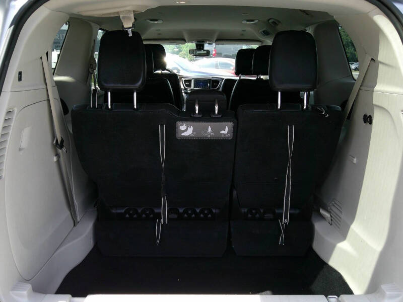 2019 Chrysler Pacifica Touring L