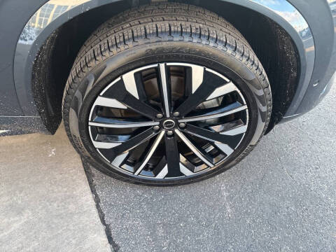 2025 Volvo XC90 B6 Plus Bright Theme 7P