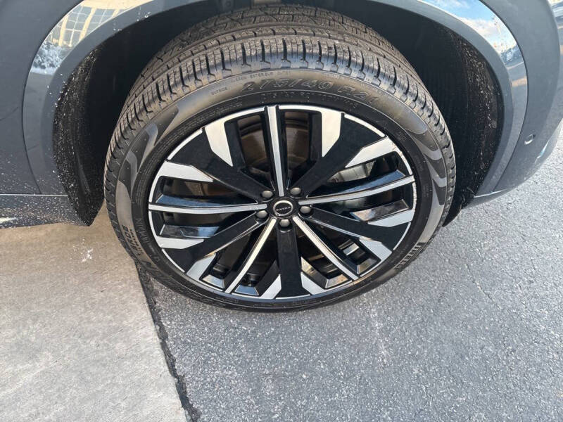 2025 Volvo XC90 B6 Plus Bright Theme 7P