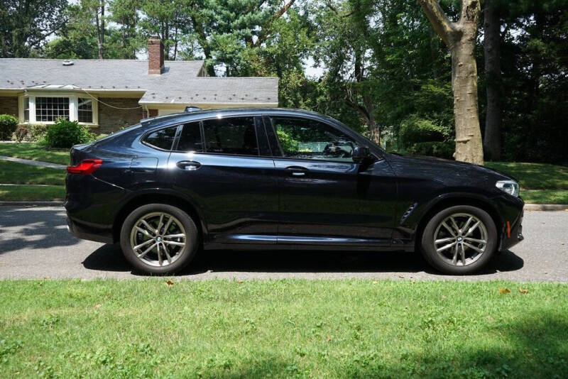 2021 BMW X4 xDrive30i