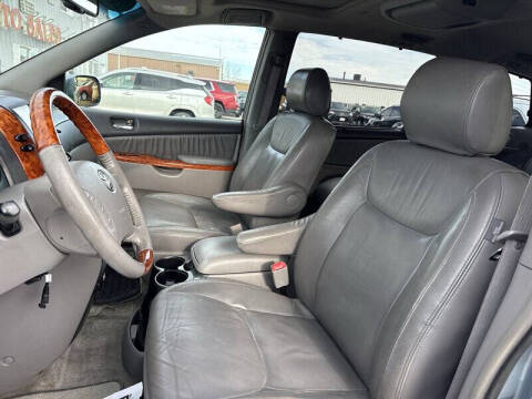 2008 Toyota Sienna XLE Limited