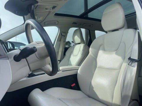 2020 Volvo XC60 T5 Inscription