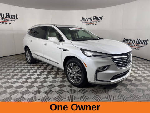 2023 Buick Enclave Premium