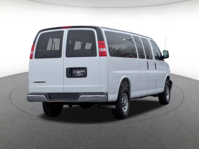 2025 Chevrolet Express LT 3500