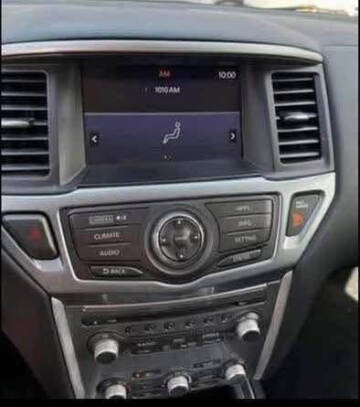 2017 Nissan Pathfinder SL