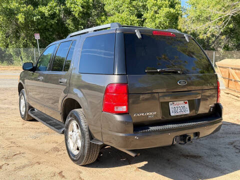 2005 Ford Explorer XLT
