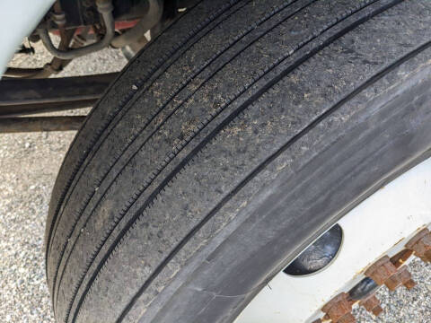 2019 International 4300 24 ft Cab Chassis(CDL)