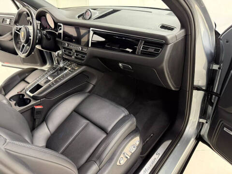 2020 Porsche Macan S