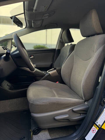 2015 Toyota Prius Two