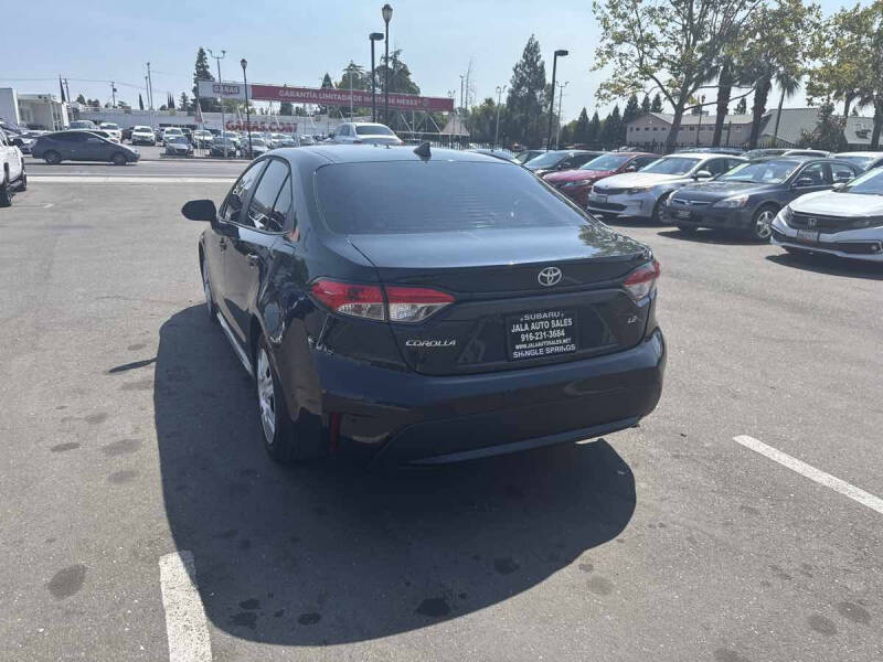 2020 Toyota Corolla LE