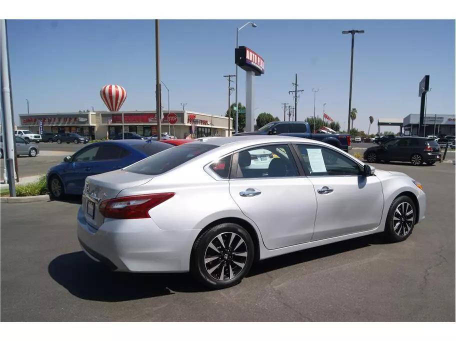 2018 Nissan Altima for sale at Auto Plaza in Fresno, CA