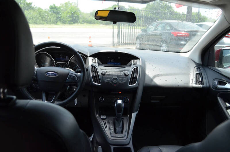 2015 Ford Focus SE