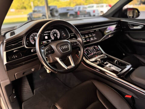 2019 Audi Q8 quattro Prestige 55 TFSI