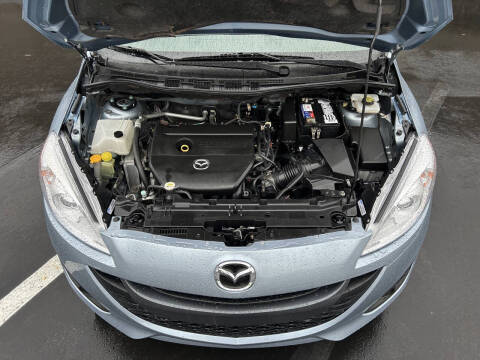 2013 Mazda MAZDA5 Sport