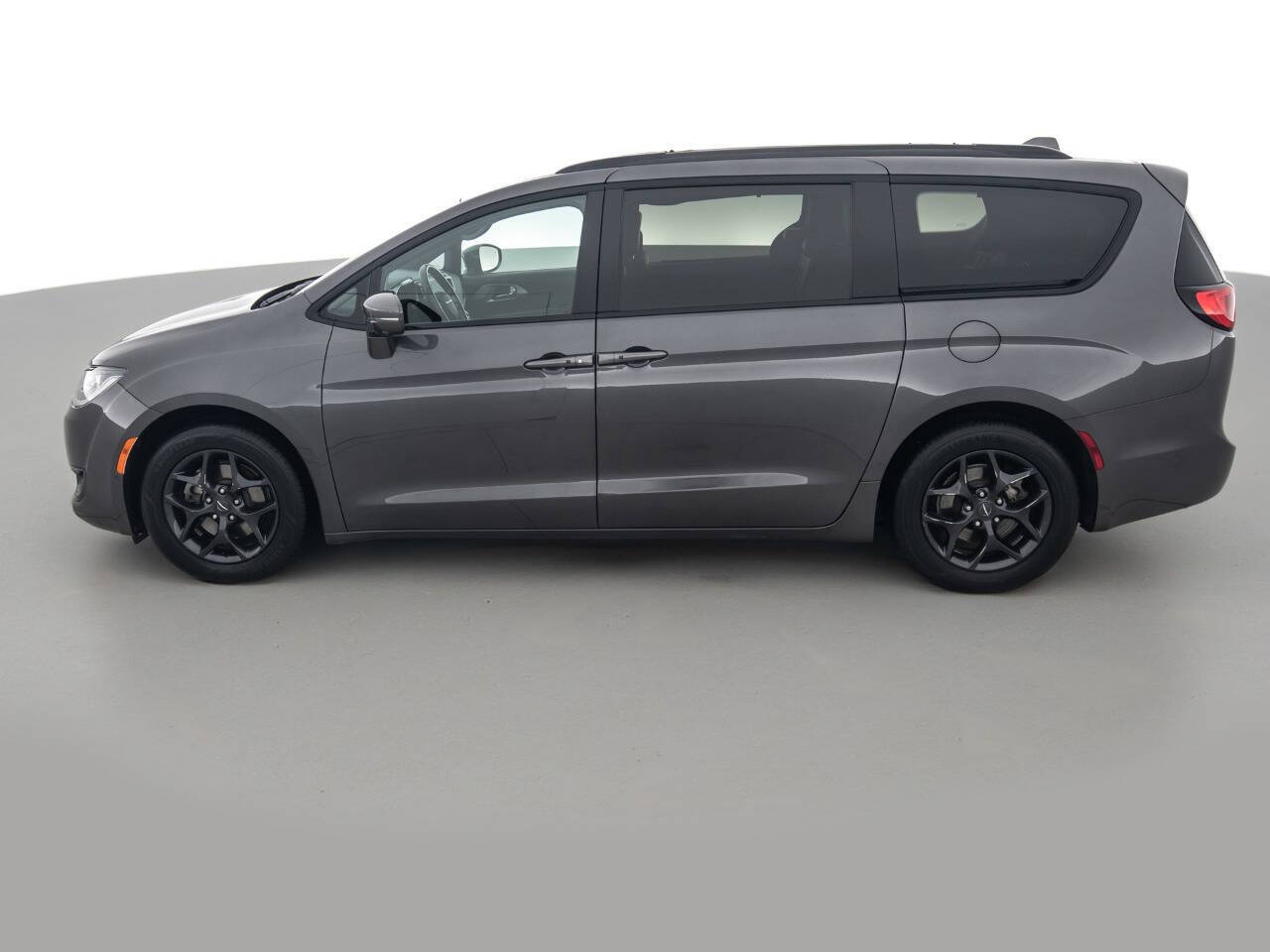 Used Car 2020 Chrysler Pacifica  Limited 4dr Mini Van For Sale Under $20,000 In Coal City, Illinois