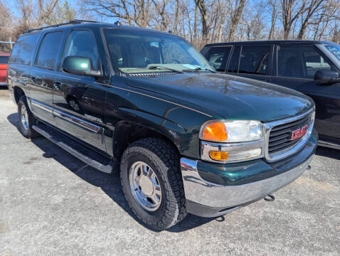 2003 GMC Yukon XL for sale at AUTO PROS SALES AND SERVICE in Belleville IL