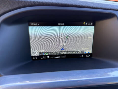 2016 Volvo V60 Cross Country T5