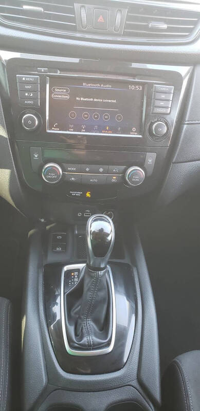 2019 Nissan Rogue SV