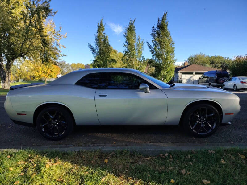 2020 Dodge Challenger SXT