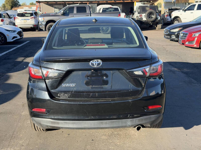 2019 Toyota Yaris LE