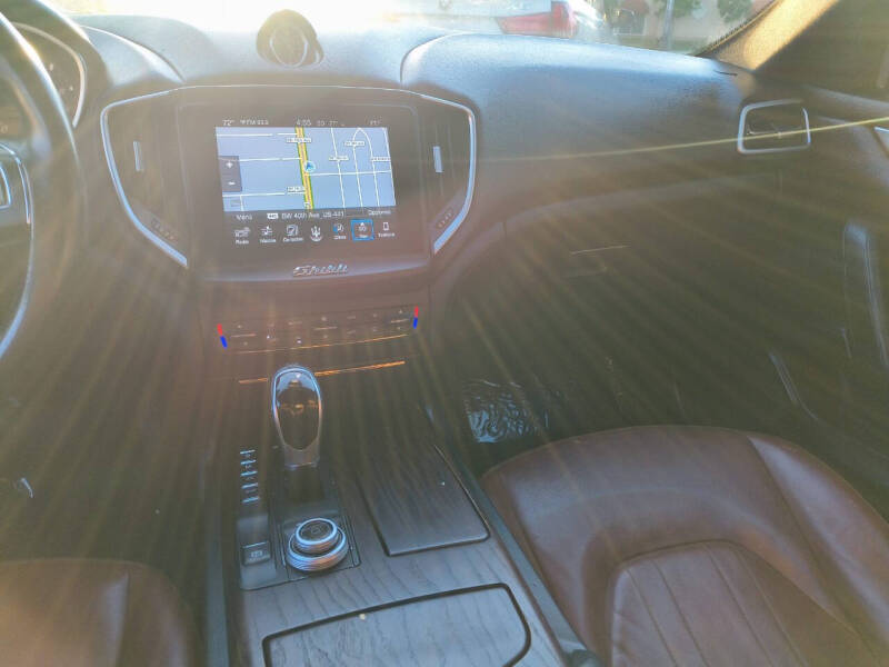 2017 Maserati Ghibli