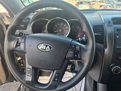 2012 Kia Sorento LX