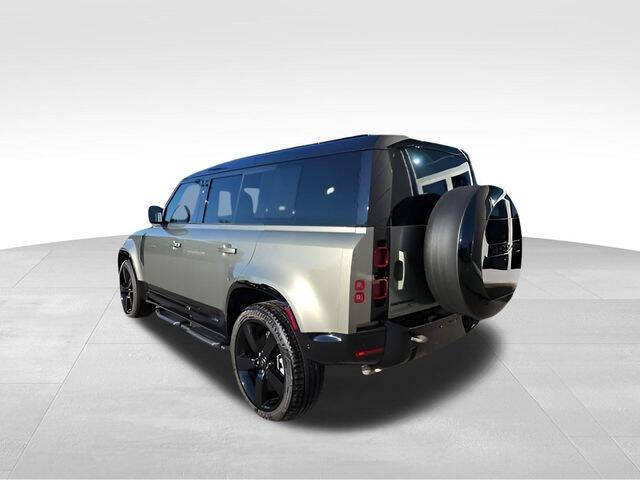 2023 Land Rover Defender 110 X-Dynamic SE