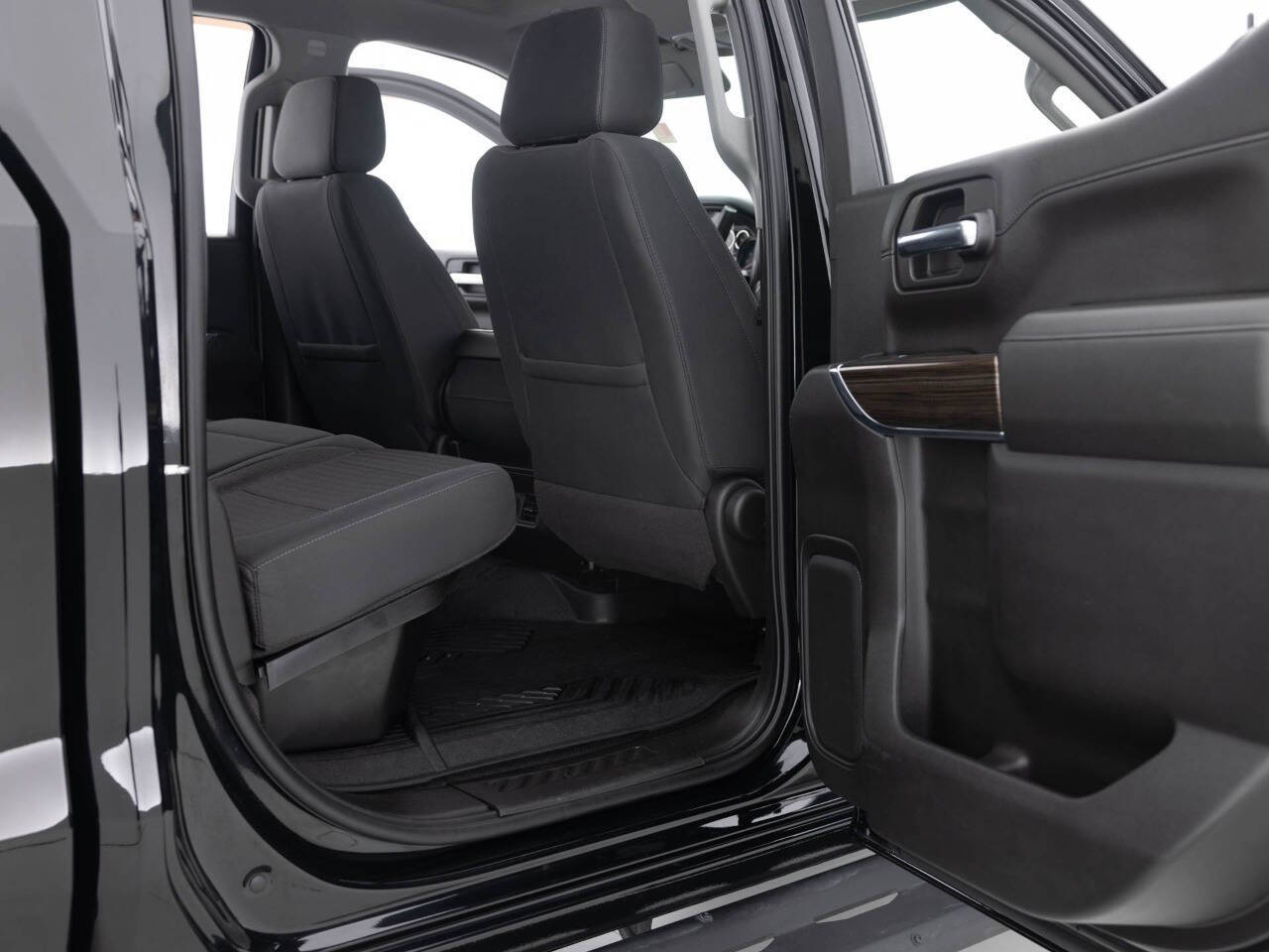 Used Car 2020 Chevrolet Silverado 1500  Lt Trail Boss 4x4 4dr Crew Cab 5.8 Ft. Sb For Sale Under $50,000 In Coal City, Illinois