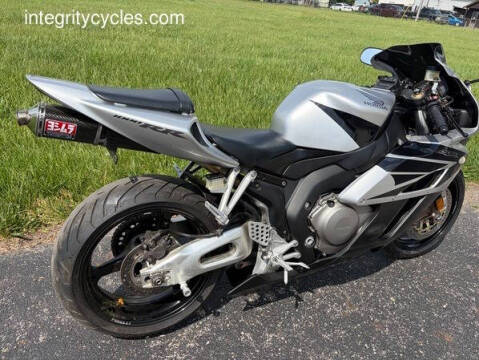 2004 Honda CBR1000RR
