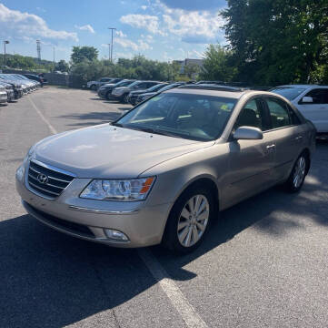 2009 Hyundai Sonata for sale at Charlie's Auto Sales in Quincy MA