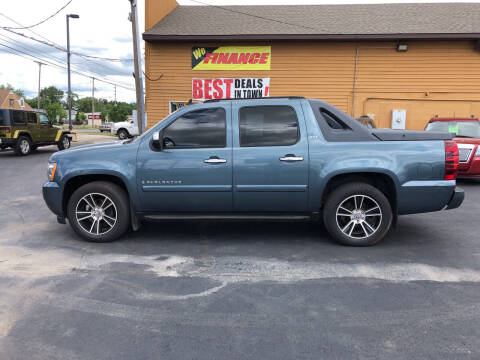 2008 Chevrolet Avalanche for sale at American Auto Group LLC in Saginaw MI
