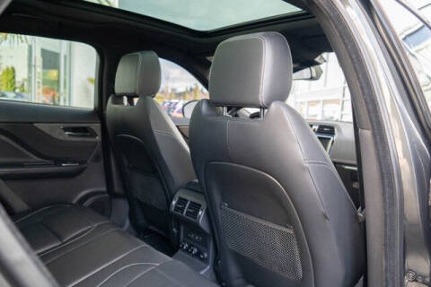 2017 Jaguar F-PACE S