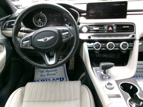 2023 Genesis G70