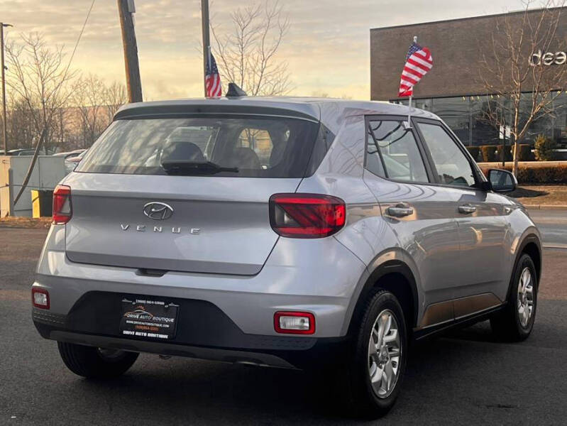 2021 Hyundai Venue SE